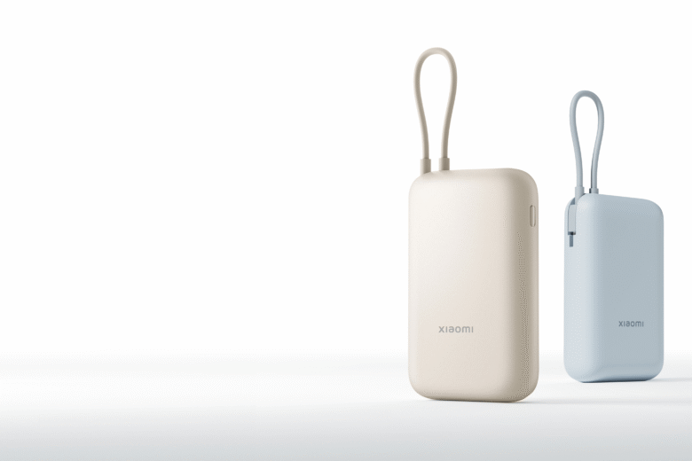 Official Xiaomi image of the Power Bank 10000 with integrated USB-C cable in ice blue